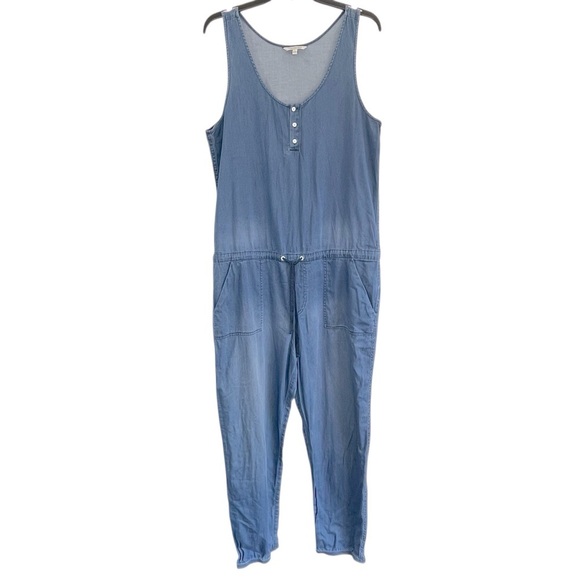 Calvin Klein Women's Denim Overalls One piece baggy
Size L. - Picture 1 of 7